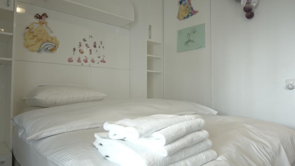 Home By Livingdowntown Zug Bagian luar foto